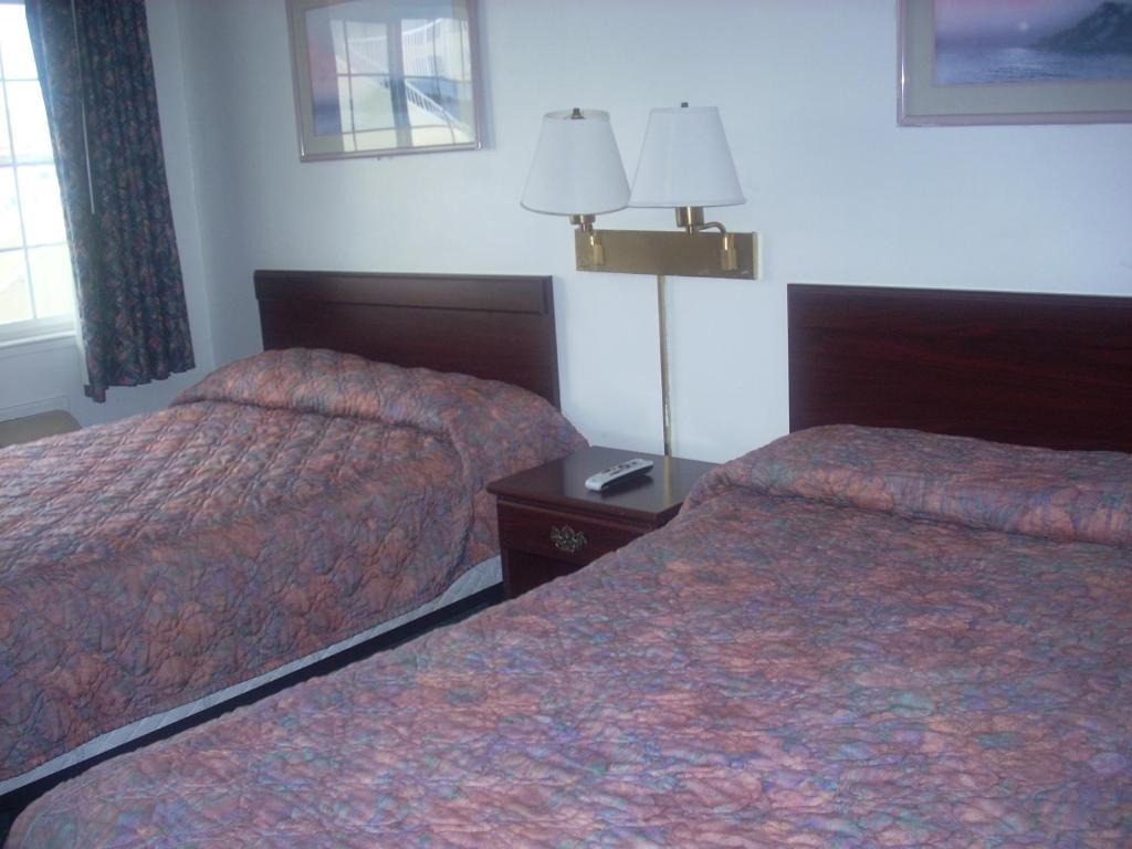 Economy Inn Seaside Room photo